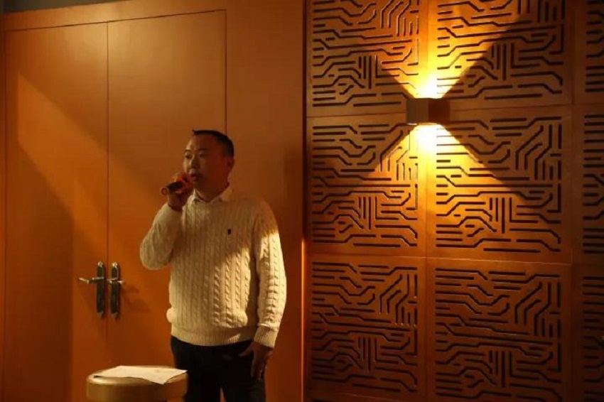 上海市咸宁商会第一期下午茶之中小微企业融资沙龙成功举行