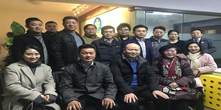 上海市咸宁商会召开新会员座谈会